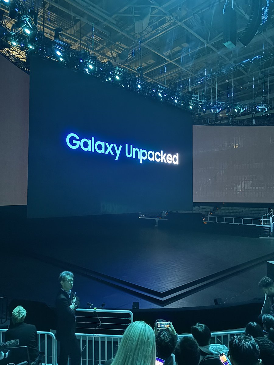 Jeff Fieldhack (@jefffieldhack) on Twitter photo <a href="/CounterPointTR/">Counterpoint Research</a> has a small team attending @samsung #galaxyunpacked2025. See all the videos, interviews, impressions of the announcements soon… <a href="/CounterPointTR/">Counterpoint Research</a> has a small team attending @samsung #galaxyunpacked2025. See all the videos, interviews, impressions of the announcements soon…