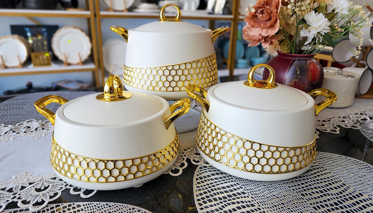 ✨ Elevate your dining with our unique 3-Piece New Arrival Hot Pot Set ✨

•⁠  ⁠Sleek &amp; Stylish
•⁠  ⁠Durable 304 Stainless Steel
•⁠  ⁠Perfect for any occasion
•⁠  ⁠Sizes: 2L, 2.5L, &amp; 3.0L

Ksh 17,500
#HotPotSet #ElegantDining #HomeEssentials #Kitchenware #ServeInStyle