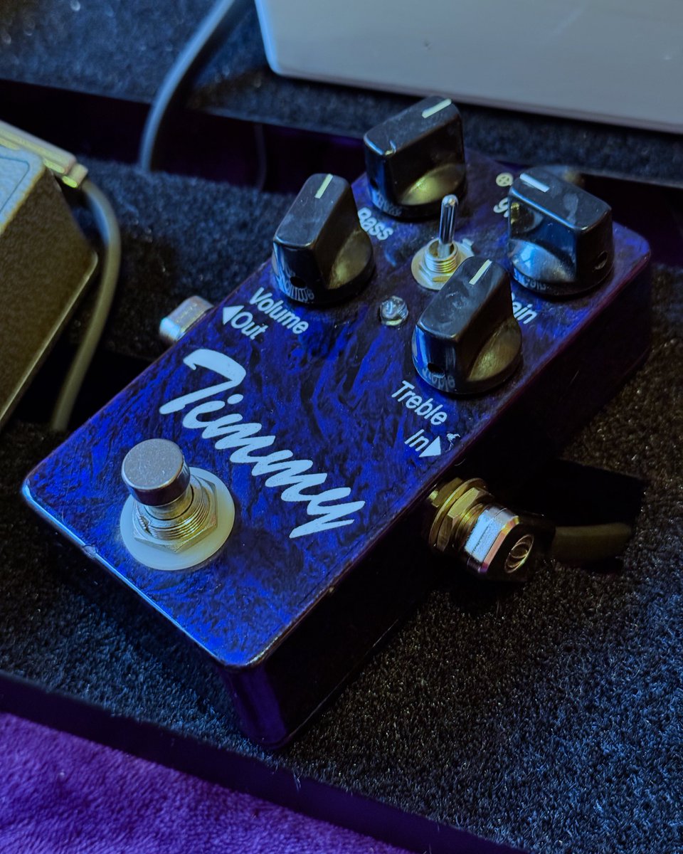 FretSector's tweet photo. #FretSector ❤️🎸❤️ #timmypedal by #paulchocrane #transparentoverdrive https://t.co/M8N7qI30sI