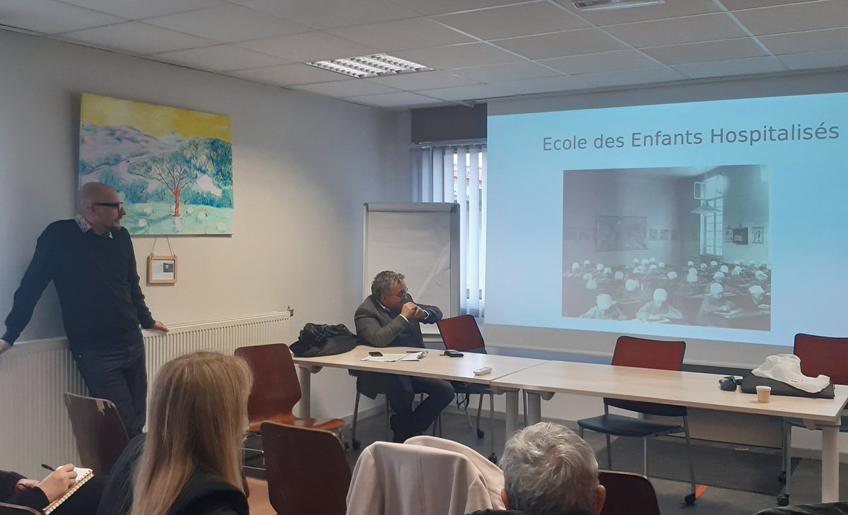 pat_duchene's tweet photo. Des échanges constructifs et passionnants lors de la présentation des dispositifs inclusifs à la formation des cadres ressources école inclusive au DITEP de Jarville. Merci pour l'accueil et ces belles rencontres collaboratives #Eafc #Iinclusion #DCLH @pf_mourier @freddojoseph https://t.co/YFbOsQxShb