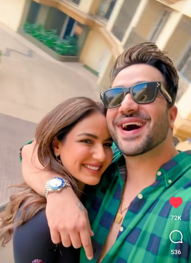 Her cheerleader for life ❤️
All the best always #Jasly

<a href="/AlyGoni/">Aly Goni</a> aap toh sexy hote ja rahe hai  🫣

<a href="/jasminbhasin/">Jasmine bhasin</a> ❤️