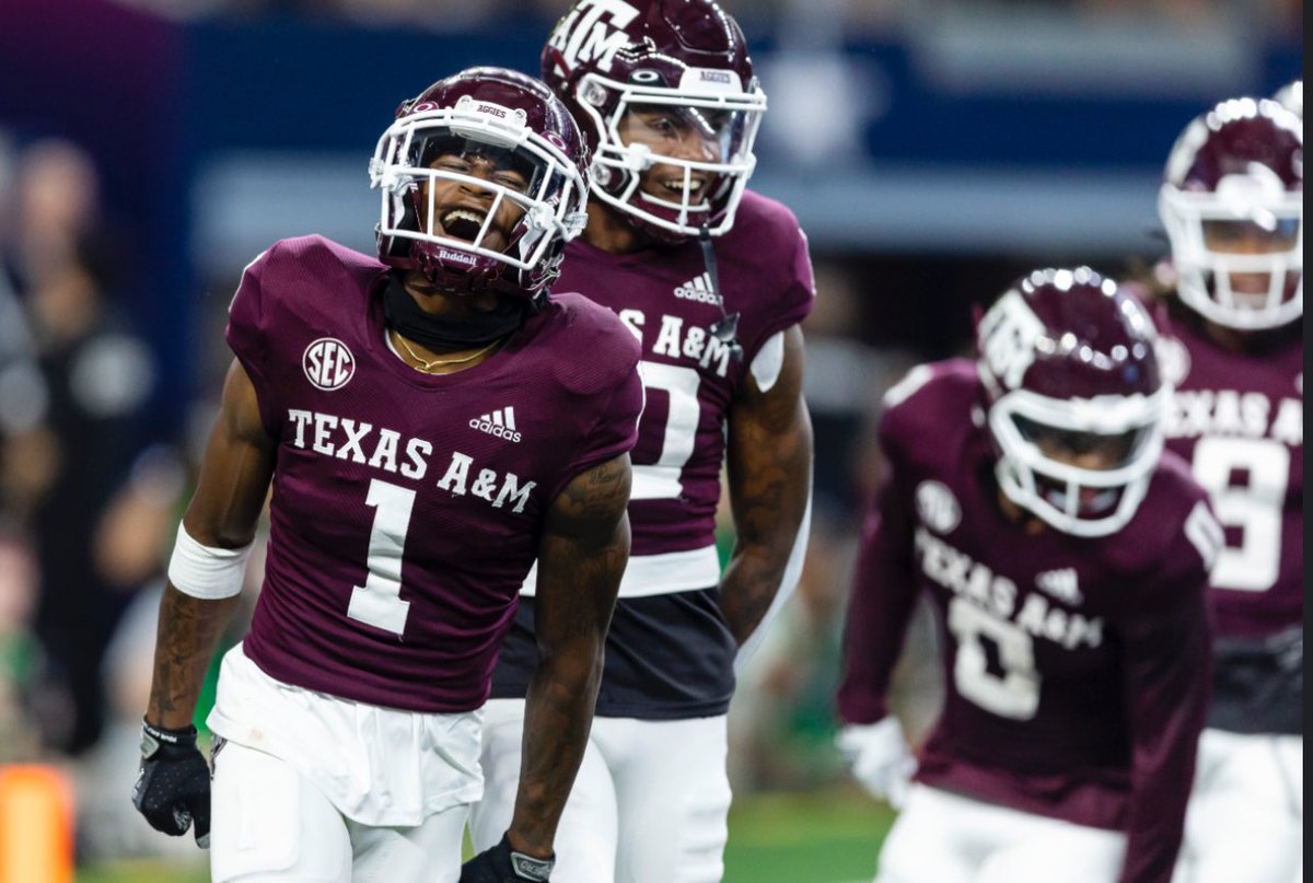 Donovan Webb (@donovanwebb21) on Twitter photo #AGTG After a great conversation with <a href="/CoachIsh_/">Coach Ishmael Aristide</a> I’m blessed and honored to receive an offer from Texas A&M University! 🔴⚪️
<a href="/AggieFootball/">Texas A&M Football</a> #AGTG After a great conversation with <a href="/CoachIsh_/">Coach Ishmael Aristide</a> I’m blessed and honored to receive an offer from Texas A&M University! 🔴⚪️
<a href="/AggieFootball/">Texas A&M Football</a>