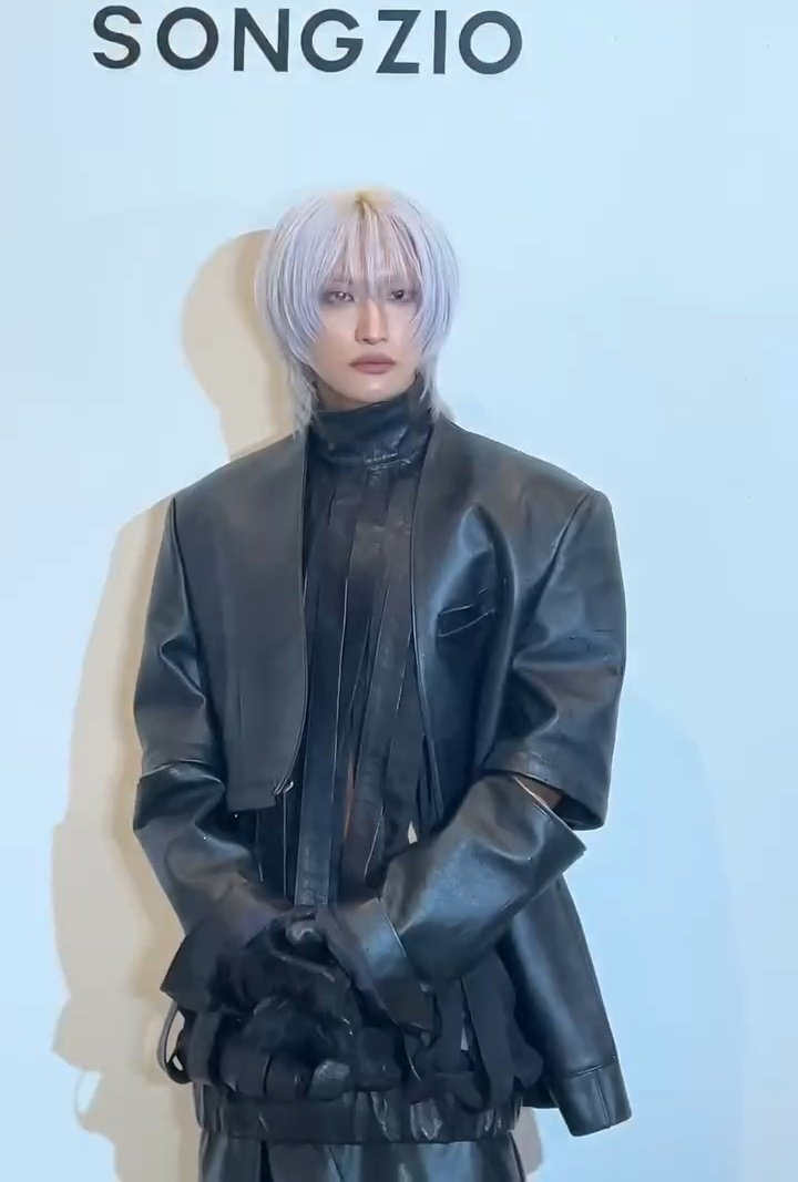 ATEEZUD's tweet photo. [ X Trends — Worldwide ]

31. SEONGHWA AT PARIS FASHION WEEK
44. HONGJOONG AT PFW
.
#ATEEZ #에이티즈 @ATEEZofficial https://t.co/bzIgZA3gTN