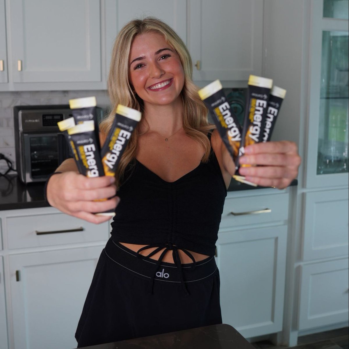 CorviveCorp's tweet image. Serving up clean energy with a squeeze of sunshine! 🍋✨ CorVive's Lemon Energy sticks are my go-to for natural focus and stamina. Ready to fuel your day? 🌟 #CorViveEnergy #LemonBoost #CleanFuel #NaturalEnergy

corvive.com/products/nrg