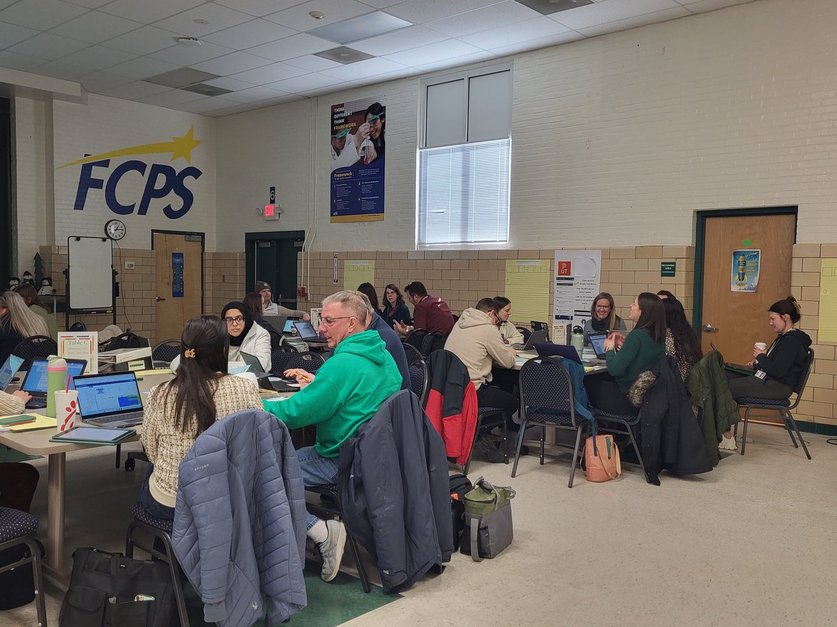 SSislerFCPSmath's tweet image. Love the collaborative conversations about Math Pathways happening right now! @FCPSCurriculum @KathyGullCII @JReinhardEdD #fcpssecmath