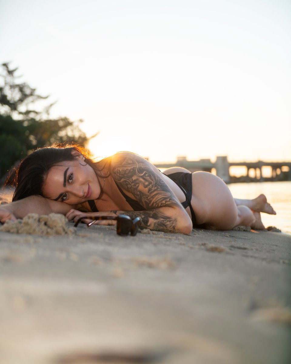 "Stay Gold" Gallery now live on the site
SwaysClub.com