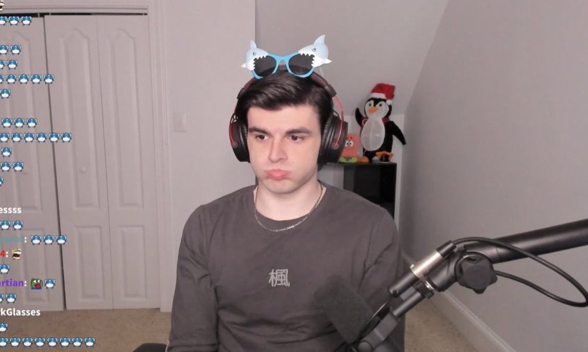 it’s been a while <3
#totemtwtselfieday