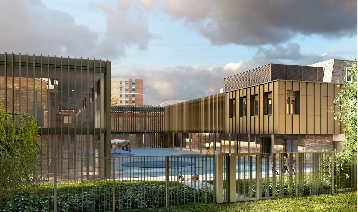 Today I visited the site of the former Park School for Girls in Ilford. We're investing £8m to renovate the building and reopen it as a new state special school site this September. While other Councils dither and delay, we're expanding our SEND provision here in Redbridge!