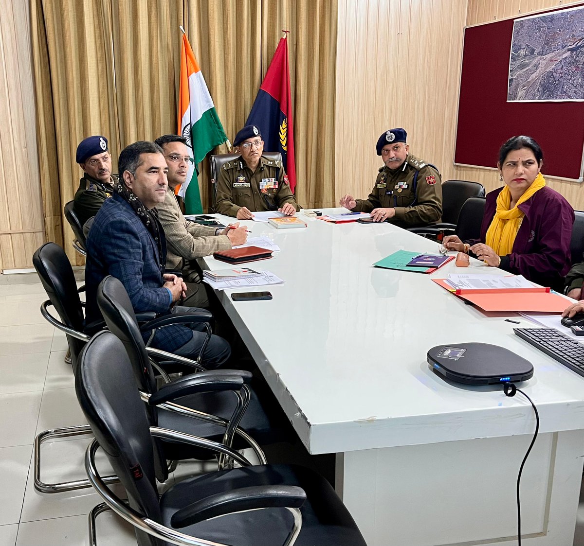 igp_jammu's tweet photo. T-210
@anandjainips  ADGP Jammu, chaired a review meeting on #CCTNS implementation. Focused on #enhancing data #accuracy, e-Sakshya &amp; e-Summons #utilization, and resolving #operational challenges. Emphasized #training &amp; #proactive engagement of #DeMTs for efficient #policing. https://t.co/HCtWQmvlX3