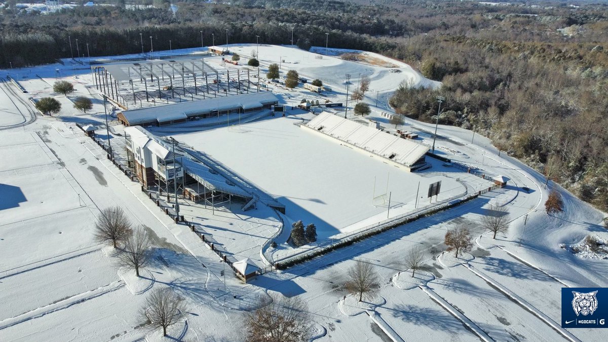 EHS__Football's tweet photo. Not a view we get to see everyday!❄️

| #GoCats https://t.co/teWXiAb525