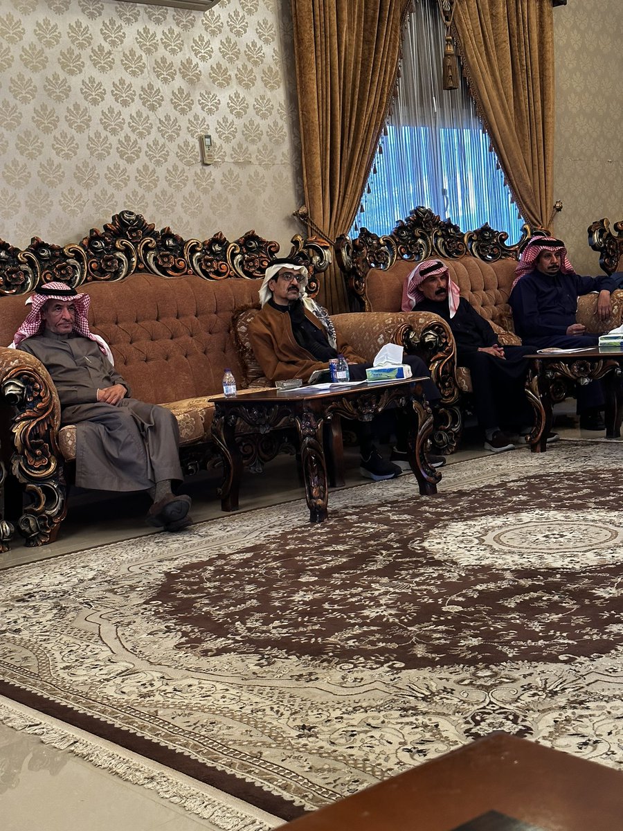 Saddawi1's tweet photo. جانب من حضور سعادة رئيس مركز الصداوي 
الشيخ مطلق بن حاكم بن الجبعاء الدويش 
وحضور بعض مندوبي الدوائر الحكوميه وسكان الصداوي 

لـ الجلسة الحوارية المجتمعية المفتوحة لتوضيح تقييم الأثر البيئي والإجتماعي لمشروع الطاقة الشمسية اليوم في مركز #الصداوي

#بلدية_الصداوي https://t.co/OlL0nnb7Wv
