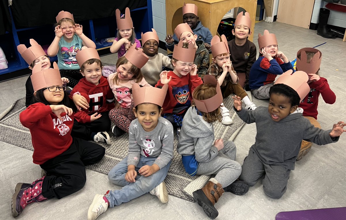 MsHarris_edu's tweet photo. 🧸We had a bear-y fun day!

@StTeresasSchoo1 @NLSchoolsCA https://t.co/uFoKjMbXG0