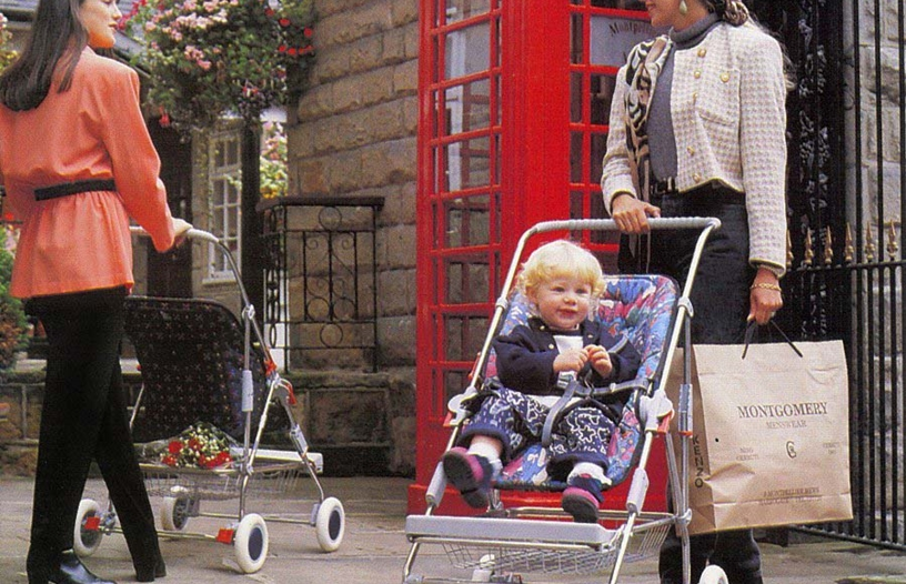 🚨Breaking News🚨

One of my follower's daughters lives in Banbury, Oxfordshire. She was pushing my follower's granddaughter 30 minutes ago where she was approached by a man of Eastern European appearance &amp; accent. She continues:

"He went up to her tried to get into the pram &amp;