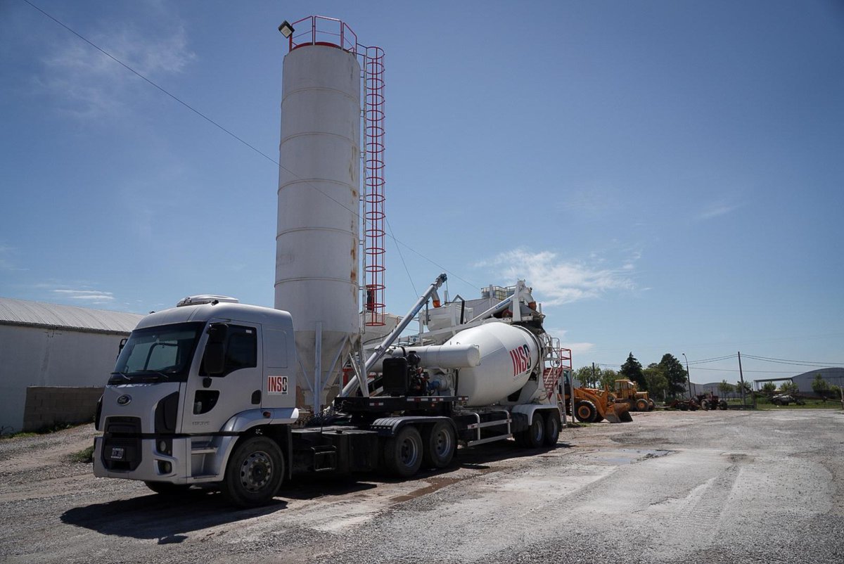 <a href="/nadir_nifury/">Nadir</a> <a href="/gobdecordoba/">Gobierno de Córdoba</a> <a href="/MartinLlaryora/">Martín Llaryora</a> <a href="/fedegarciaok/">Federico Javier García</a> Estamos orgullosos de decir que en #Córdoba, el crecimiento se mide no solo en números, sino también en oportunidades. Nuestros parques industriales son política de Estado, y representan un modelo a seguir en nuestra #Argentina, impulsando el crecimiento económico y social y