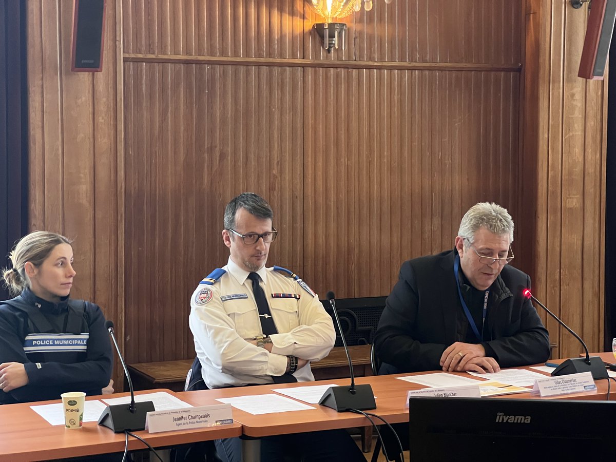 Hier, s’est tenu à l’hôtel de ville le rendez-vous annuel des acteurs locaux de la sécurité : le CLSPD. La sécurité est pour moi une priorité politique depuis 30 ans, et Bois-Colombes est aujourd’hui classée 2e ville la plus sûre des <a href="/hautsdeseinefr/">Département des Hauts-de-Seine</a> par Le Parisien.