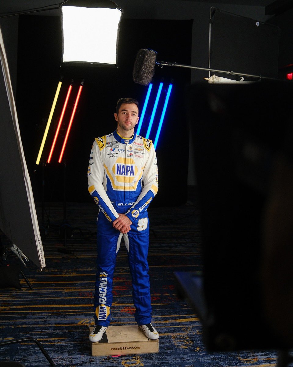 Chase Elliott tweet media