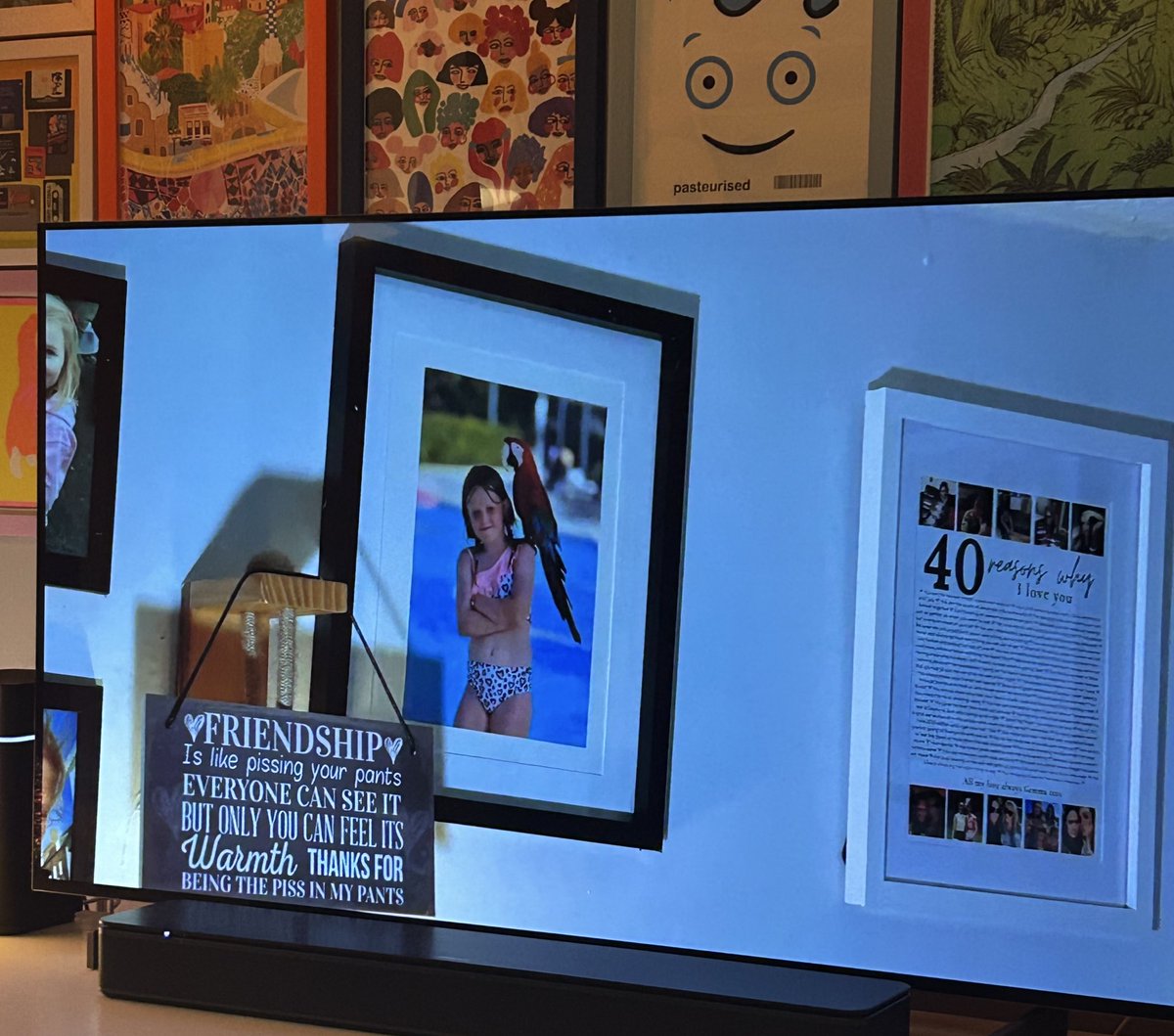 The video editor on <a href="/BBCLookEast/">BBC East</a> has made my day by including this wall hanging in a shot of someone’s house 😅