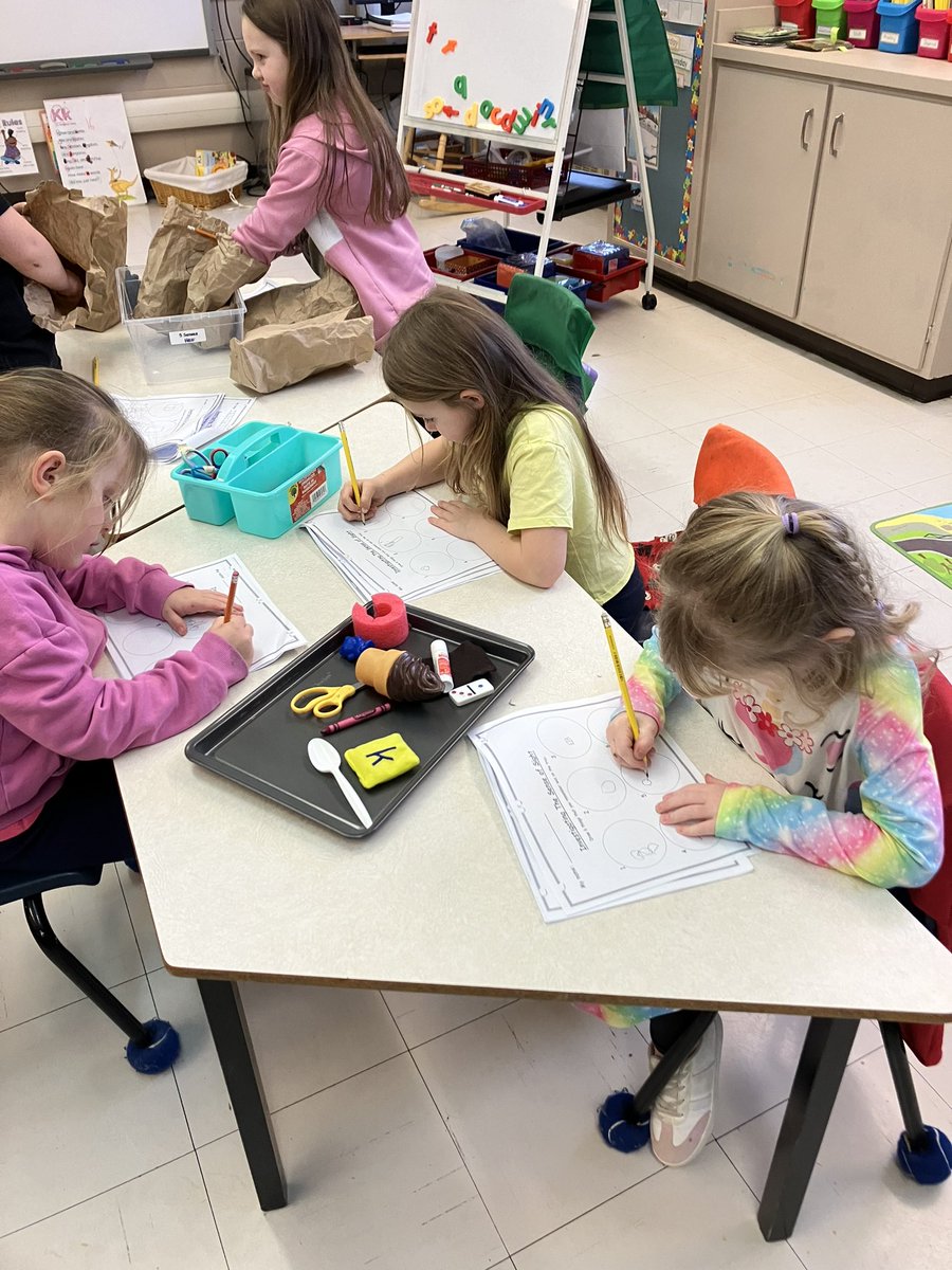 Dbroderick tweet media