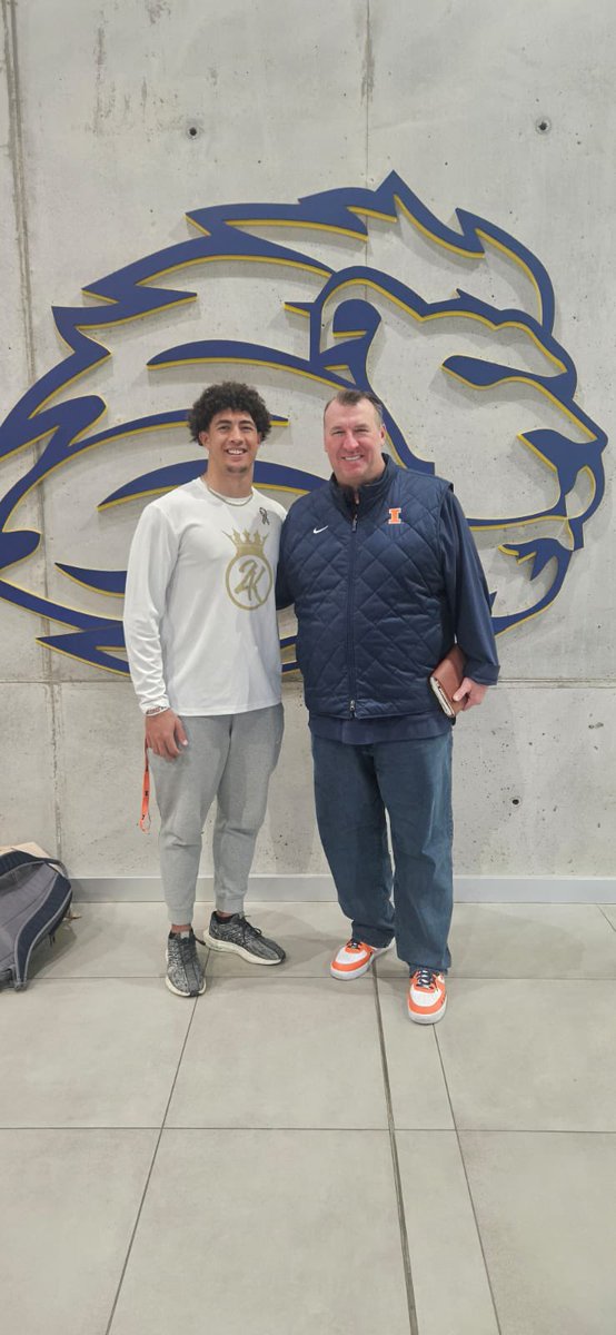 Kingston Reigns Shaw tweet media