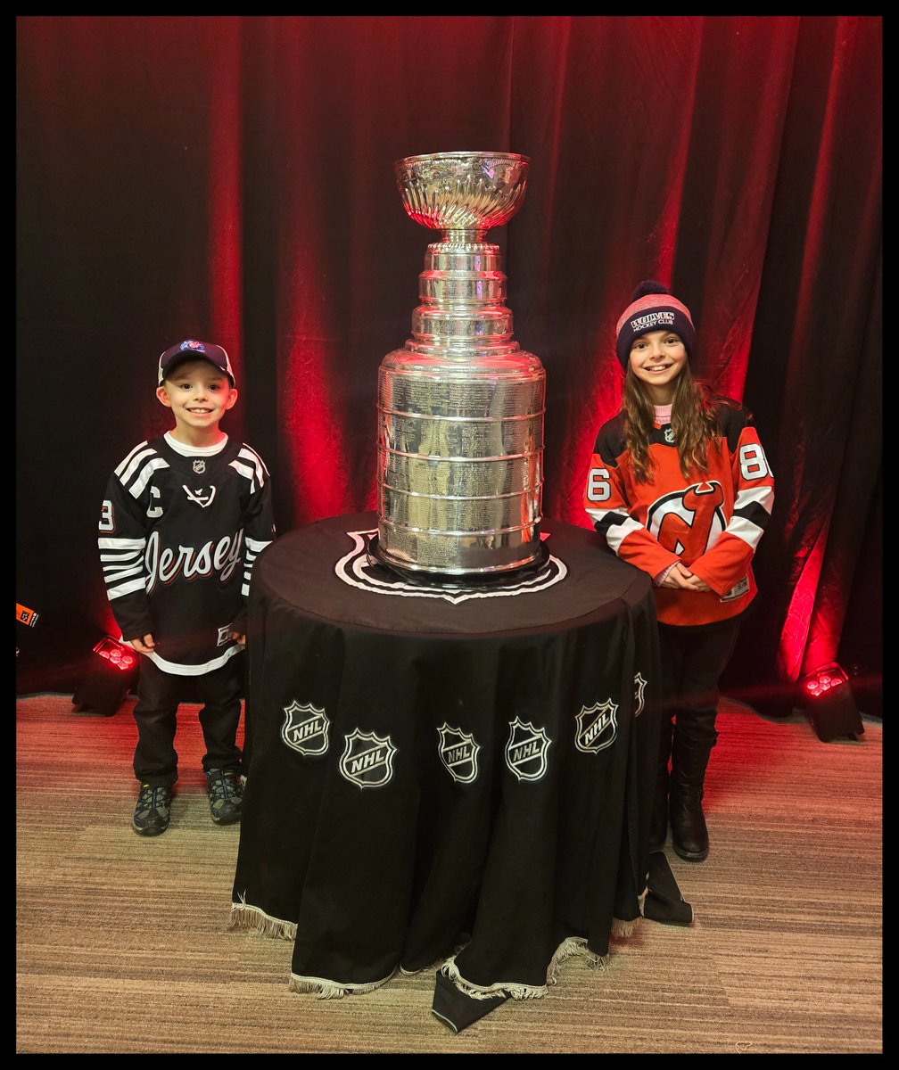 NJMeeks's tweet photo. Let's Go Devils!!! #PruPics @NJDevils https://t.co/BkeaCWYmw9