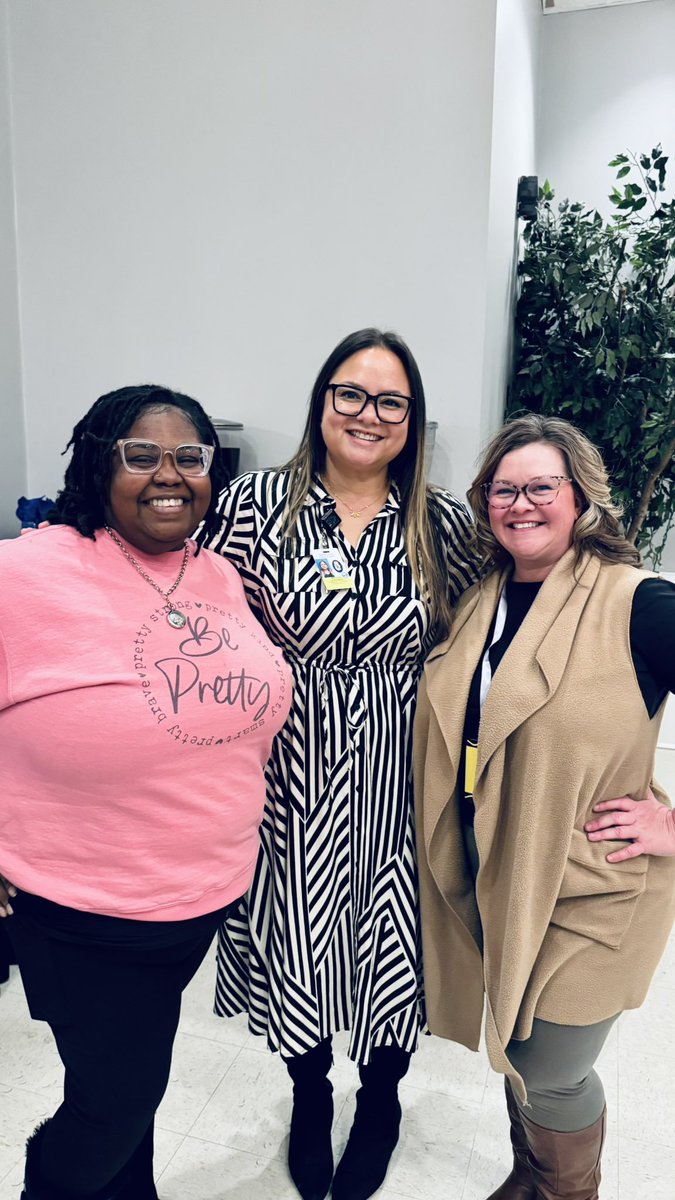 Mrs. Ackerman tweet media