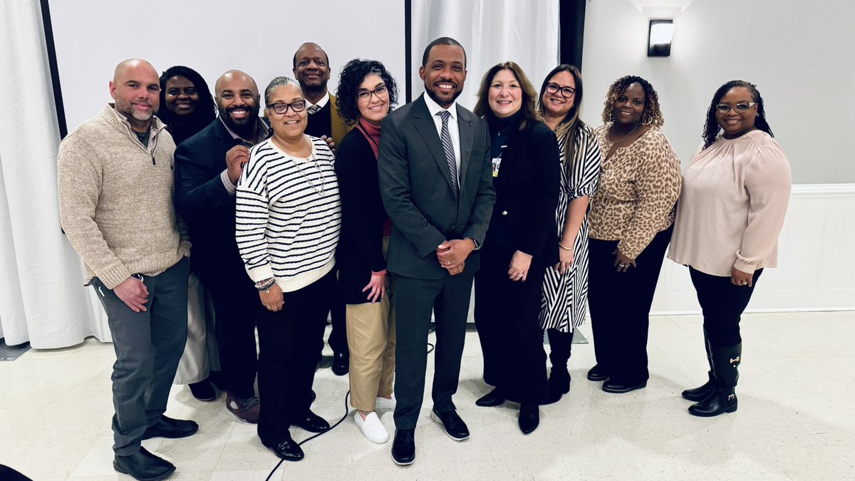 Mrs. Ackerman tweet media