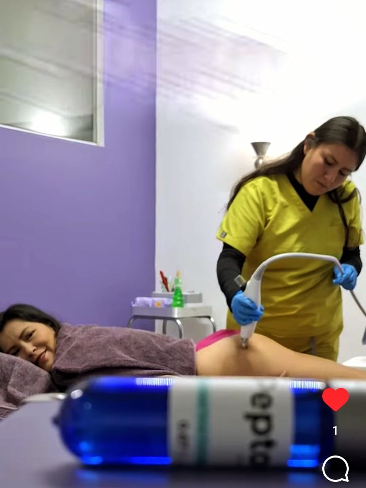 edecanesgalatea's tweet photo. Si quieres lucir bella , como las #chicasgalatea #edecanesgalatea que mejor que ir a Siluets Spa Puebla dónde te van a consentir, #spa #SPAESTETICO #rejuvenecimientofacial #depilacionlaser #peptonas #edecanes #edecanesmexico https://t.co/zvXhYjxMlF