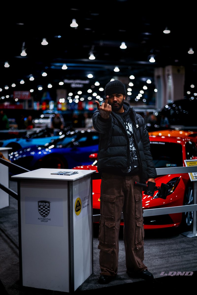 B1Shot_it's tweet photo. Vlog dropping tonight go suscribe to YouTube- LQNDB1 https://t.co/7XXdLV5QMX