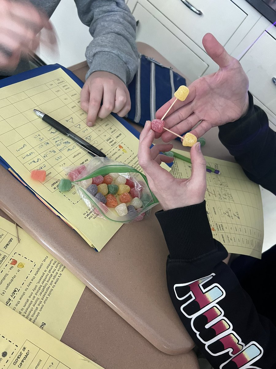 Ms. Kirsch tweet media