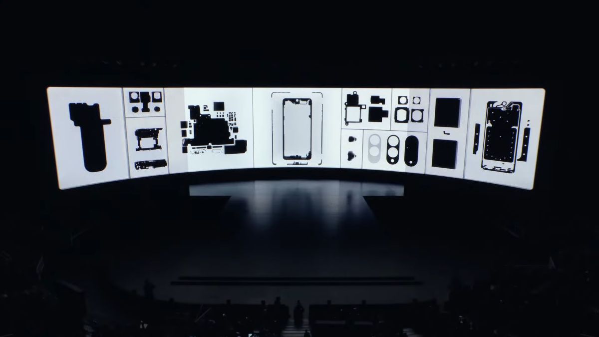 lifehacker's tweet photo. Alongside the Galaxy S25, S25+, and S25 Ultra, Samsung also teased consumers today with the Galaxy S25 Edge, which looks to be a thinner model of the new Android smartphone line.
Link:
https://t.co/80W1FKdo7S https://t.co/emRTvi5MzK