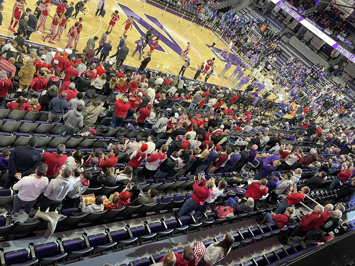 JeffRabjohns's tweet image. A light crowd pregame, but very solid pockets of red here at Northwestern. #iubb