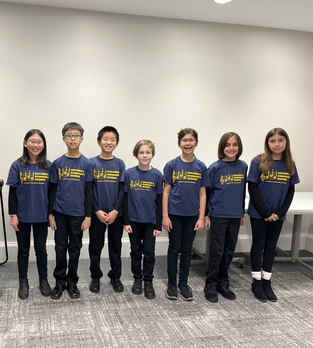 CCCSingers's tweet image. Another CCC performance is in the books! ✅
CCC singers performed for Brookhaven residents this afternoon during their “Singing for Fun” weekly series! It was a lovely afternoon to gather and enjoy the warmth of making music together! ☺️ @lexingtonsuper @lexcommunityed