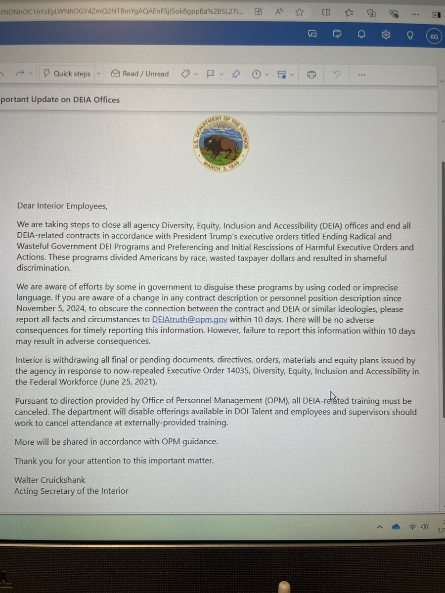 kge222's tweet photo. haha working in the federal government is so cool!!!! hahahahahahhahahaha this is so normal and cool hahaha i’m not scared why would i be scared this is sooo cool hahaha https://t.co/V4eczVSHKt