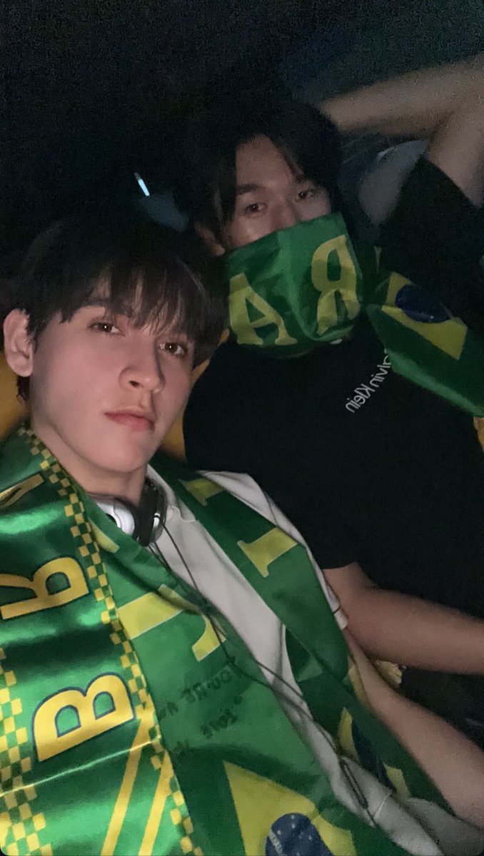 Ahhhh como é bom ver vocês <a href="/Bank_mondop/">isbanky</a> e <a href="/mos_psl/">moslhong</a> , FINALMENTE em terras Brasileiras!
Vamos dar Play no melhor fim de semana de 2025!!

🇧🇷🇧🇷🇧🇷🇧🇷🇧🇷🇧🇷🇧🇷🇧🇷🇧🇷🇧🇷

#mosbankinbrazil 
#Mosbank
#Moslhong 
#Isbanky