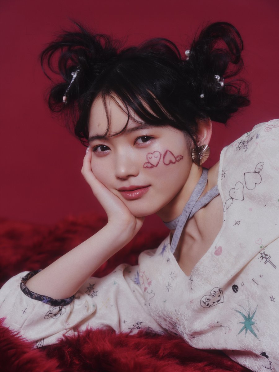 🎉💜NYLON JAPAN 真鍋凪咲💜🎉 “365日、毎日がアニバーサリー” 1月23日
