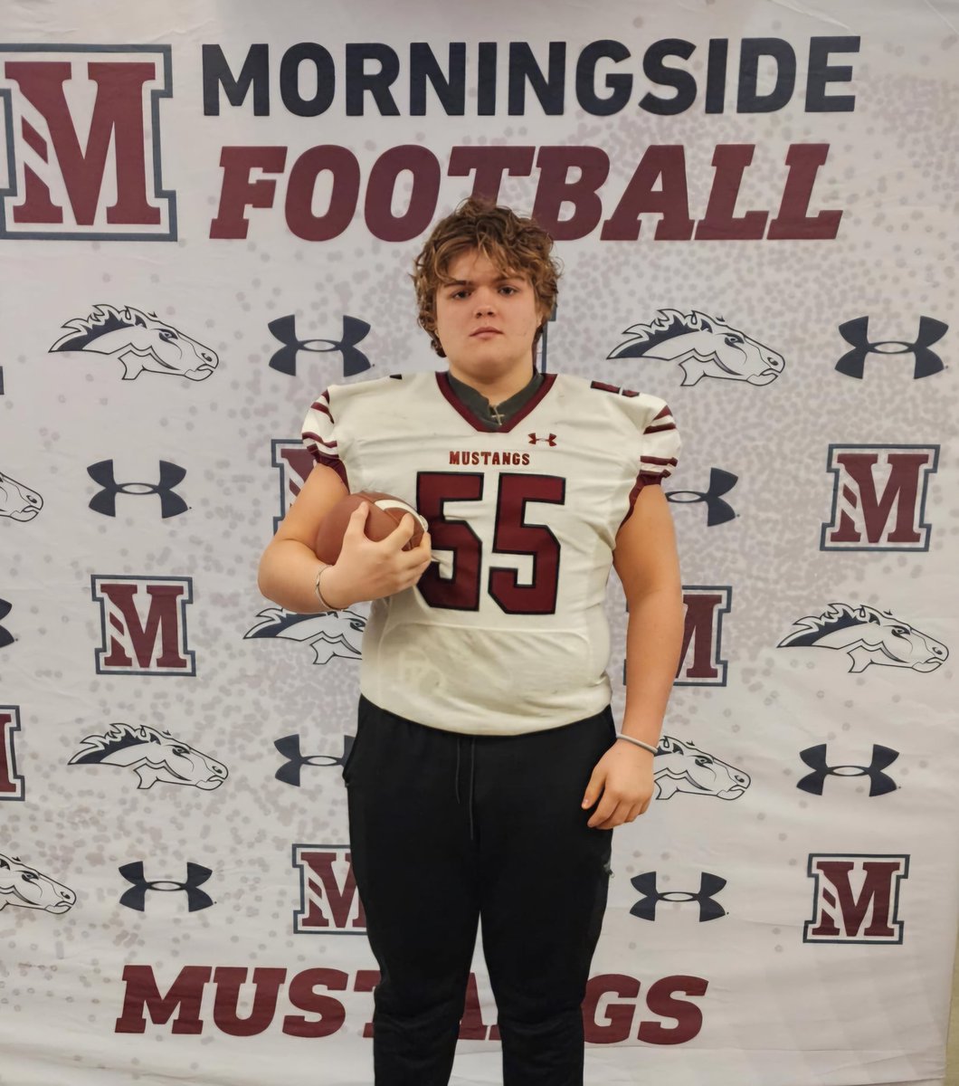 TheColtonCarter's tweet photo. After a great visit, I've received another offer to further my academic & athletic career at  Morningside University in Sioux City, IA - 3X National Champs #RAREbreed @MorningsideEdu @MsideFootball @CoachCSilva @CoachBindel @wfmavrecruits @MaverickFBWF @hearn_coach @CoachNabors50