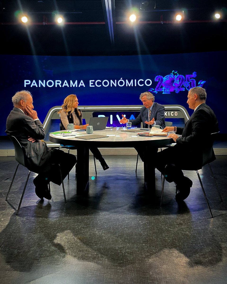 Compartimos el #PanoramaEconómico de <a href="/BIVAMX/">BIVA</a>, donde nuestro socio <a href="/KenSmithramos/">Kenneth Smith Ramos</a> participó, con <a href="/eledece/">Luis de la Calle</a>, Guillermo Vogel, y <a href="/maria_ariza/">Maria Ariza</a>. Analizaron el proteccionismo de <a href="/realDonaldTrump/">Donald J. Trump</a>, el #PlanMéxico, y el futuro del #TMEC. 🇲🇽🇺🇸🇨🇦

🔗 Link de consulta: youtu.be/qRw7-MYc9vY?fe…