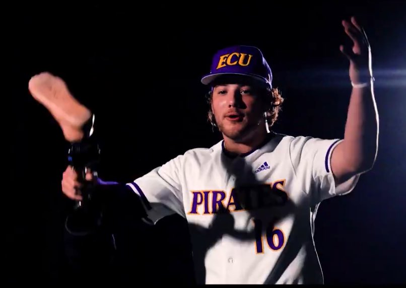 cjshaeffer's tweet image. guys are we not gonna talk about this 😭