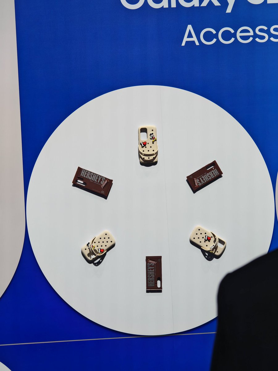 Gerrit Schneemann (@g_schneemann) on Twitter photo In addition to new phones, <a href="/SamsungMobile/">Samsung Mobile</a> is bringing some sweet accessories to the #GalaxyS25 line! #GalaxyUnpacked In addition to new phones, <a href="/SamsungMobile/">Samsung Mobile</a> is bringing some sweet accessories to the #GalaxyS25 line! #GalaxyUnpacked