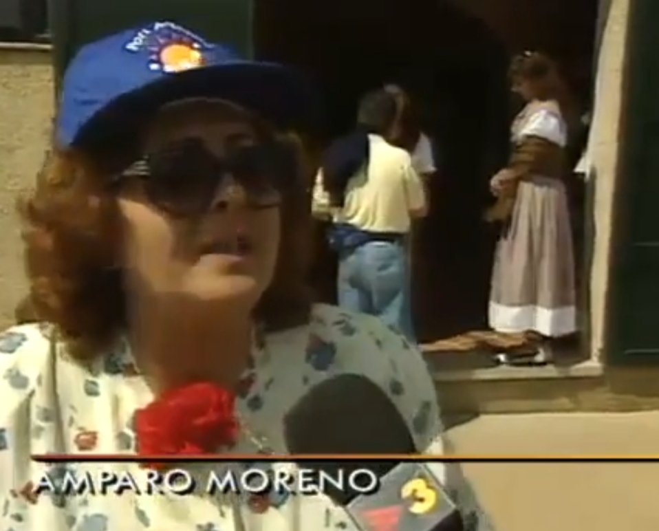 HimnePA's tweet photo. Pues sí, la gorra del merchan que anunció @Portaventura_ES para el 30 aniversario es la misma que la del 95😍👏 https://t.co/fPruPPLLqW