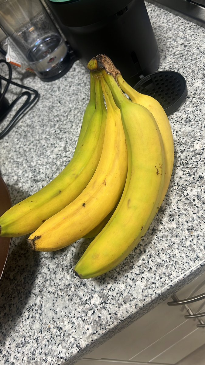 Gissalgado's tweet photo. @DiTlatoani @Costco Actualización

Yo creo que por Abril ya estarán maduros https://t.co/hu7IhW4tHN