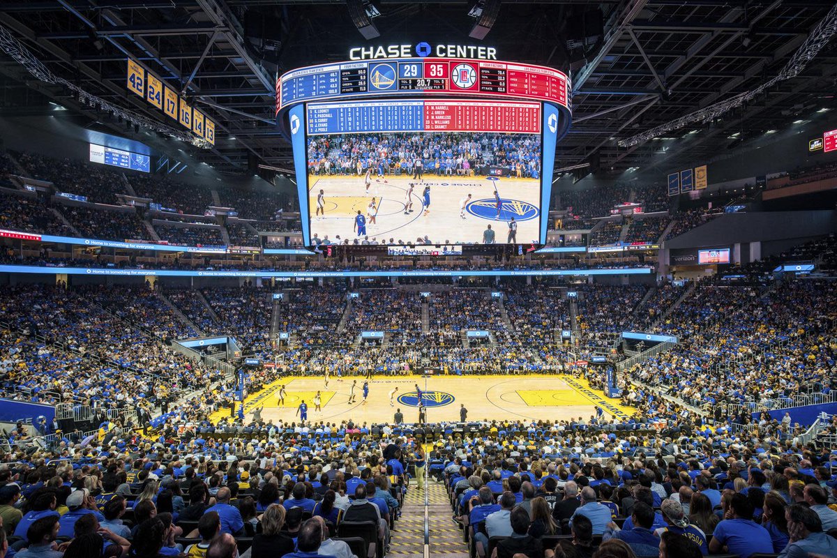 HiltonFiDi's tweet photo. Cheer on San Francisco! We're just 15 minutes from the Chase Center, where the @warriors play, and they have plenty of home games coming up that you can catch! Grab your tickets today.
https://t.co/0AsUz480cV

📷: Jason Orear https://t.co/qGDvSFTQob