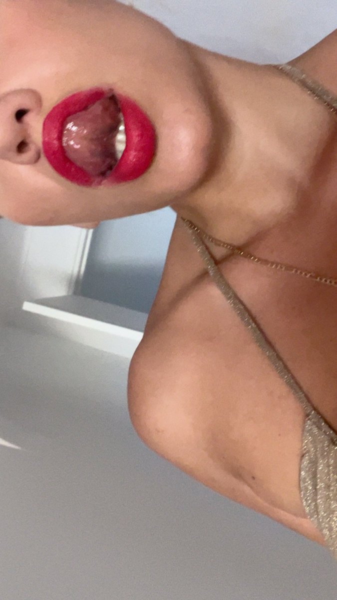 missoverdripy's tweet photo. Mwah 💋💋 https://t.co/kkDYO5T9VI