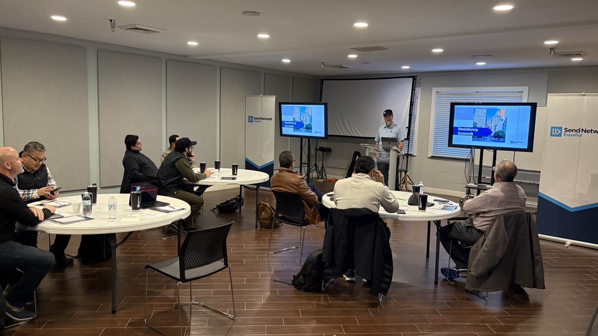 Send Network Español tweet media