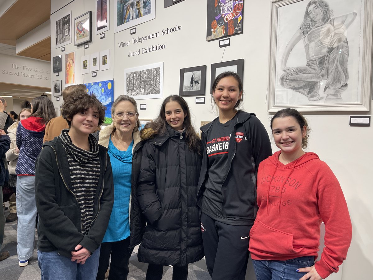 Students from the Upper School recently submitted work and attended Stone Ridge School of the Sacred Heart’s Ninth Annual Winter Independent Schools Juried Exhibition. A reception honoring more than 200 students from the area was held, exhibiting and celebrating their art.