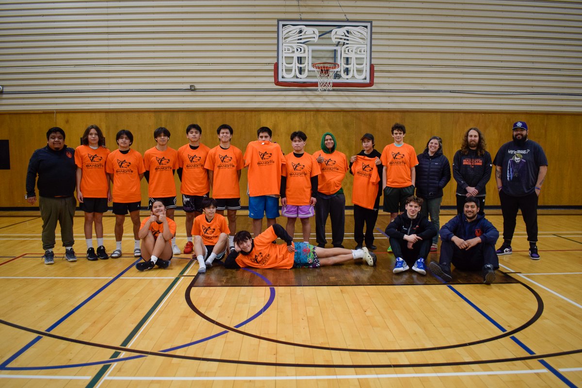 vancitybandits's tweet photo. Last week, as part of the Indigenous Basketball Collective, we visited Ahousaht First Nation to host basketball camps with @ISPARCBC for local youth, featuring guest coaches from the Bandits! 🏀

Learn more at https://t.co/C8zKUTv7Bo https://t.co/3tyqn2Qo7J