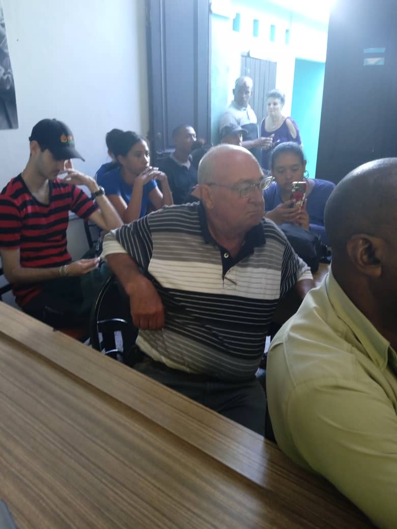 YanierysD's tweet photo. #Bastión2024
#PuebloUniformado
#CubaVencerá se inicia el Bastión 2024 escuchando la indicaciòn del Presidente Nacional del Consejo de Defensa Miguel Díaz-Canel #MatancerosEnVictoria https://t.co/YrnJvdD3ma