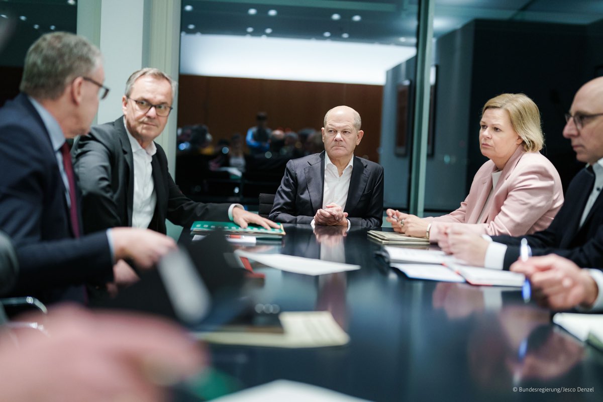 Bundeskanzler a.D. Olaf Scholz tweet media