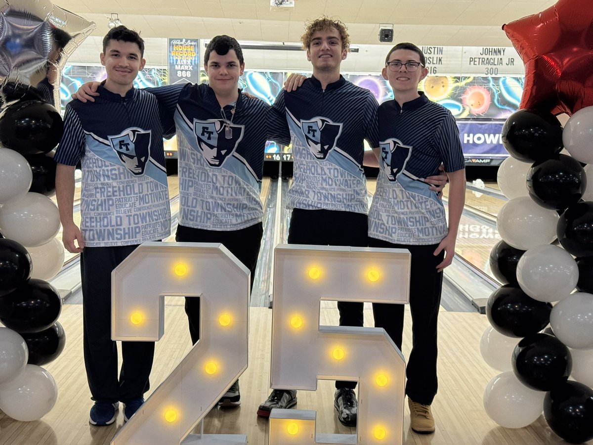 FTHS_GirlsBoysBowling tweet media