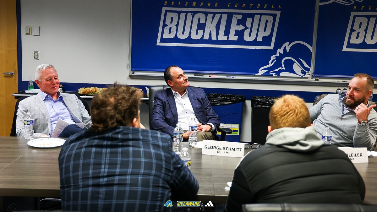 Delaware_FB's tweet photo. Thank you Dan Reeder ('86), Sean Bleiler ('04) &amp; George Schmitt ('84) for sharing your expertise on real estate at our first Network Industry Advisor session! 🙌 https://t.co/Xl6yKAMZm3